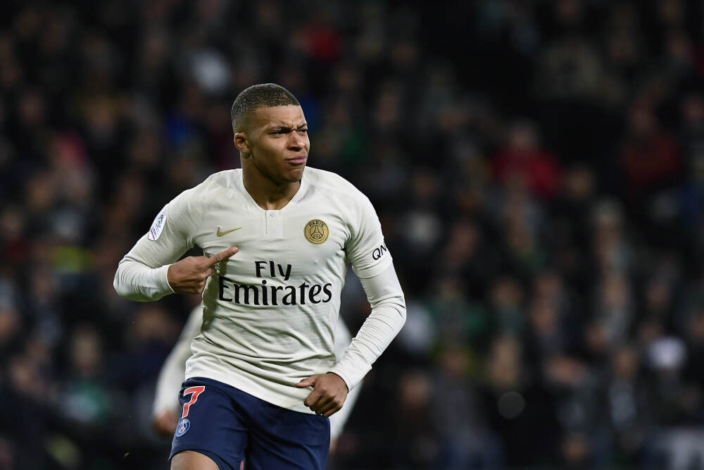 聂荣臻为钱学森换下显眼蓝色轿车